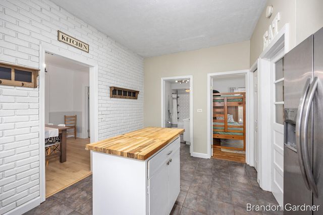 826 Richmond Street, Grand Rapids, MI 49504