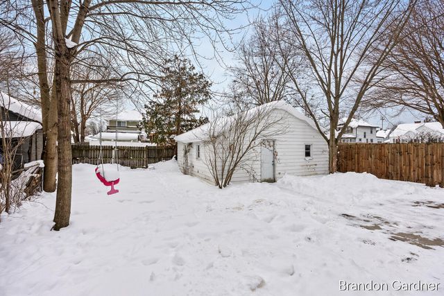 826 Richmond Street, Grand Rapids, MI 49504