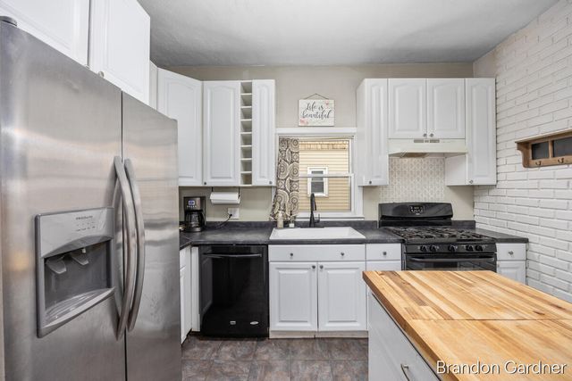 826 Richmond Street, Grand Rapids, MI 49504