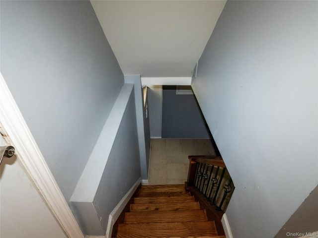 45-32 Westminster Road, Great Neck, NY 11020