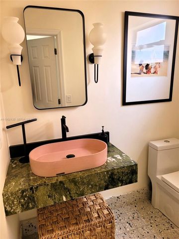 13228 SW 10th Ln, Miami, FL 33184