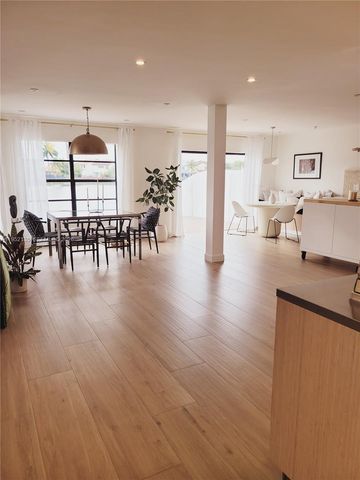 13228 SW 10th Ln, Miami, FL 33184