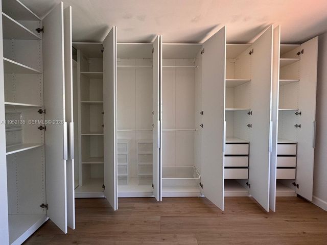 13228 SW 10th Ln, Miami, FL 33184