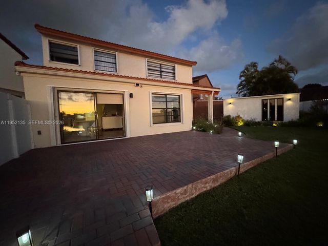 13228 SW 10th Ln, Miami, FL 33184