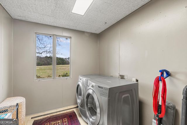 1625A Old Carrolton Road, Newnan, GA 30263