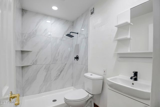 3431 W COUNTRY GABLES Drive, Phoenix, AZ 85053