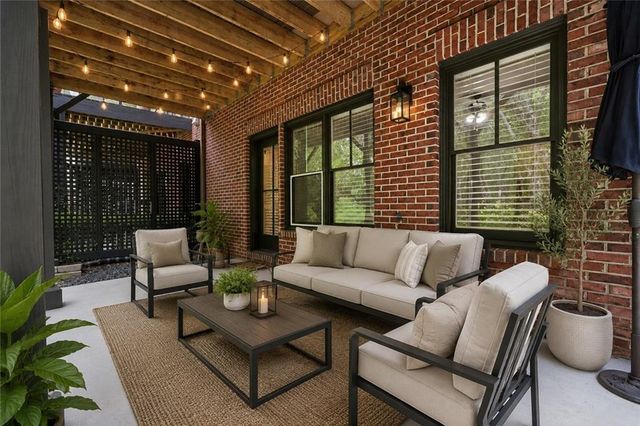 4222 Rickenbacker Way NE 15, Atlanta, GA 30342