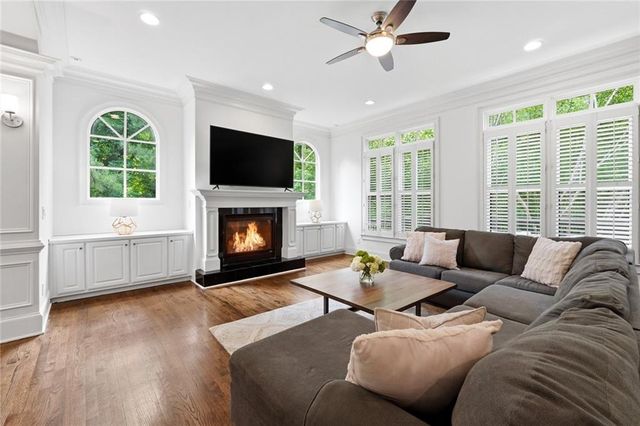 4222 Rickenbacker Way NE 15, Atlanta, GA 30342