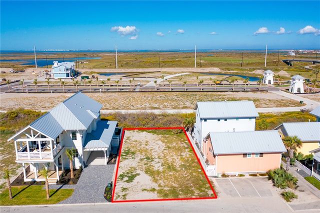 607 Center Square West, Port Aransas, TX 78373