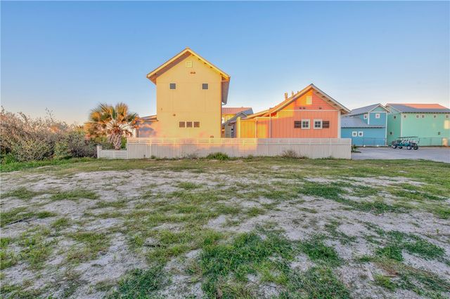 607 Center Square West, Port Aransas, TX 78373