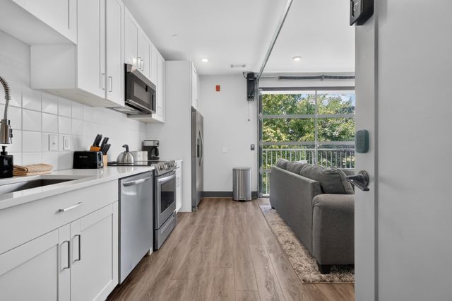 65 Lindsley Ave Apt 314, Nashville, TN 37210