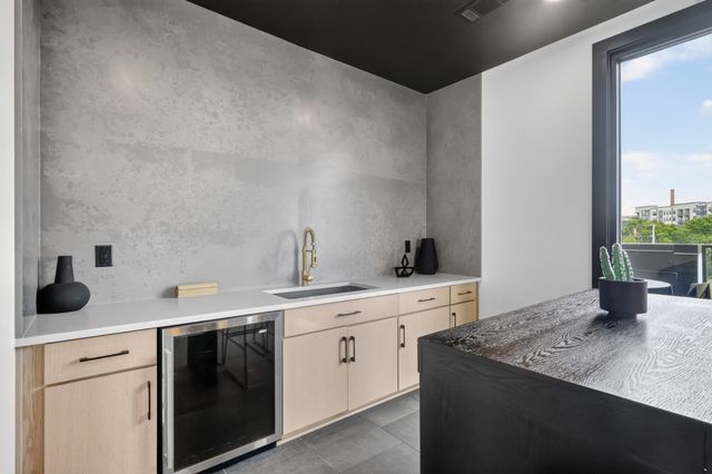 65 Lindsley Ave Apt 314, Nashville, TN 37210