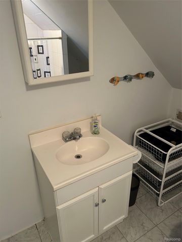 11521 Lumpkin Street, Hamtramck, MI 48212