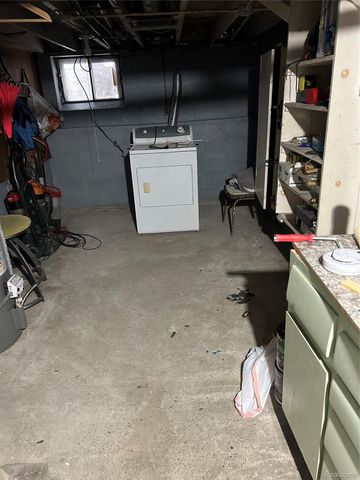 11521 Lumpkin Street, Hamtramck, MI 48212
