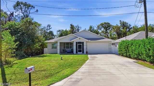 20230 Trailside DR, Estero, FL 33928