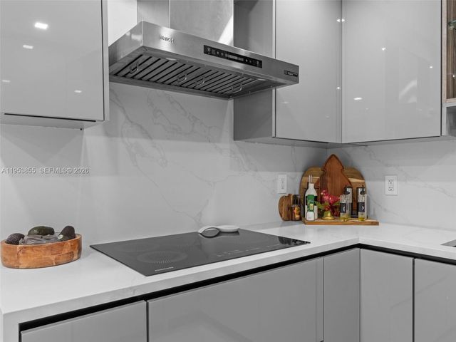 13953 Kendale Lakes Cir B205, Miami, FL 33183