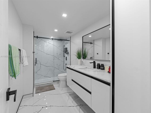 13953 Kendale Lakes Cir B205, Miami, FL 33183