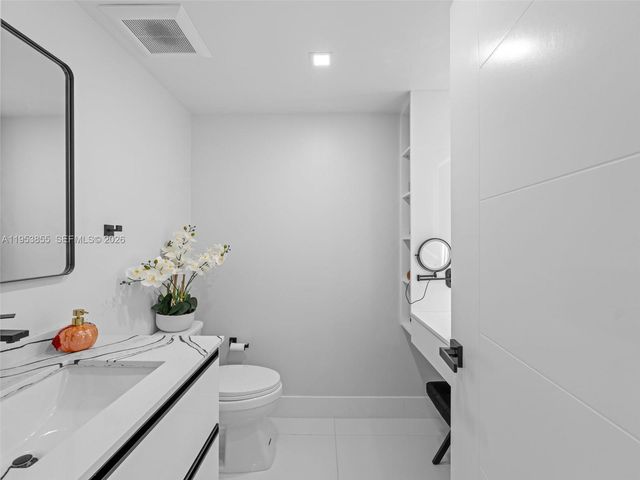 13953 Kendale Lakes Cir B205, Miami, FL 33183