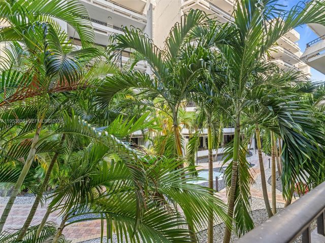 13953 Kendale Lakes Cir B205, Miami, FL 33183