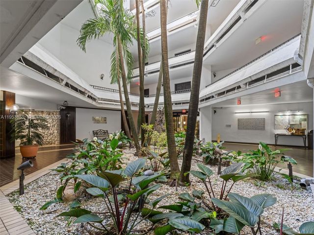 13953 Kendale Lakes Cir B205, Miami, FL 33183