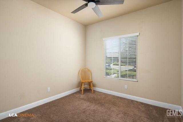 9434 Red Pine Drive, Shafter, CA 93263