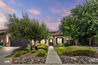 9434 Red Pine Drive, Shafter, CA 93263