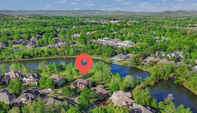 721 Springlake Dr, Franklin, TN 37064