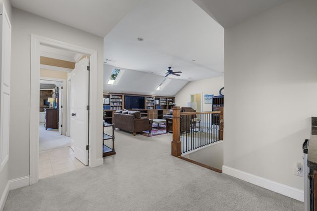 721 Springlake Dr, Franklin, TN 37064