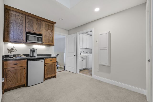 721 Springlake Dr, Franklin, TN 37064