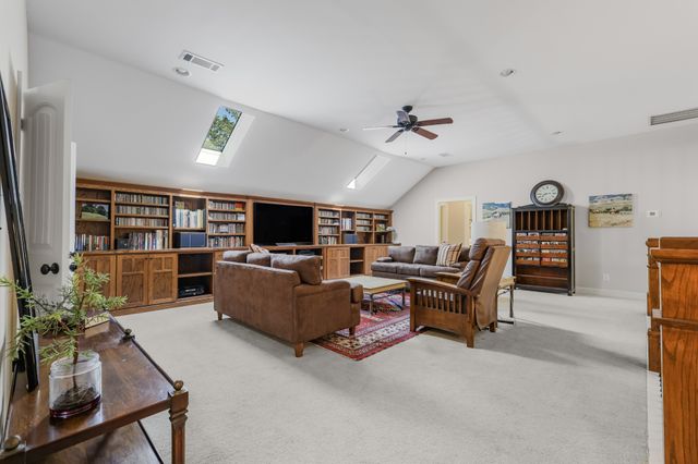721 Springlake Dr, Franklin, TN 37064