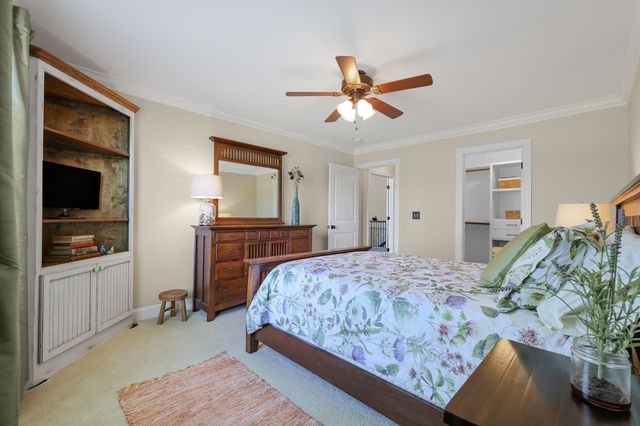 721 Springlake Dr, Franklin, TN 37064