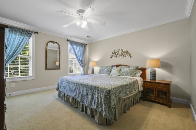 721 Springlake Dr, Franklin, TN 37064