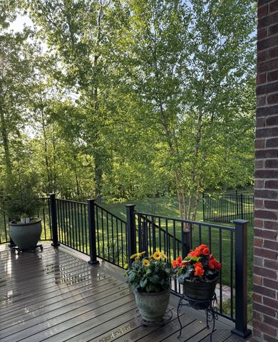 721 Springlake Dr, Franklin, TN 37064