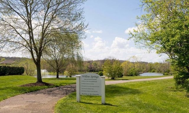 721 Springlake Dr, Franklin, TN 37064