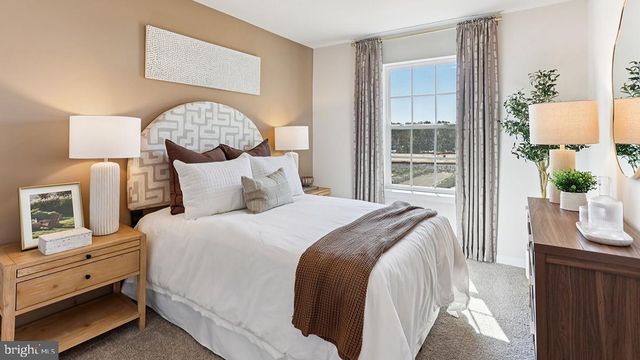 153 ESSEX DR, Sicklerville, NJ 08081