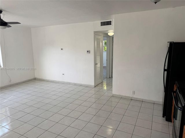 1765 Venice Ln 4E, North Miami, FL 33181