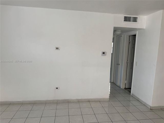 1765 Venice Ln 4E, North Miami, FL 33181