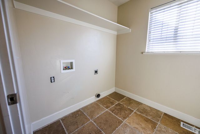 1238 N BAYCREST DR, Saratoga Springs, UT 84045