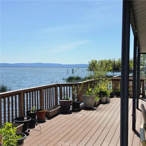 5830 Robin Hill 4, Lakeport, CA 95453