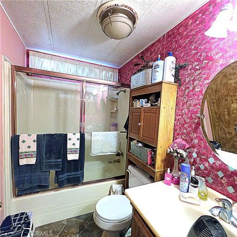 5830 Robin Hill 4, Lakeport, CA 95453