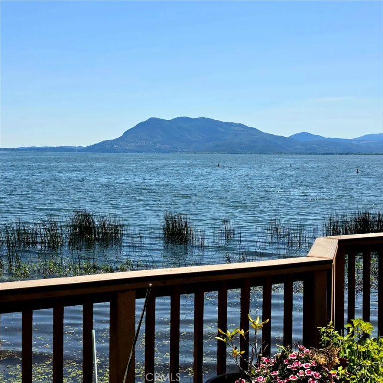5830 Robin Hill 4, Lakeport, CA 95453