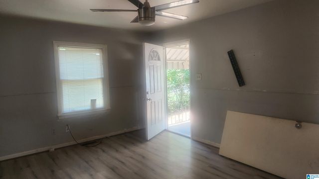 11 WILKES CIRCLE, Midfield, AL 35228