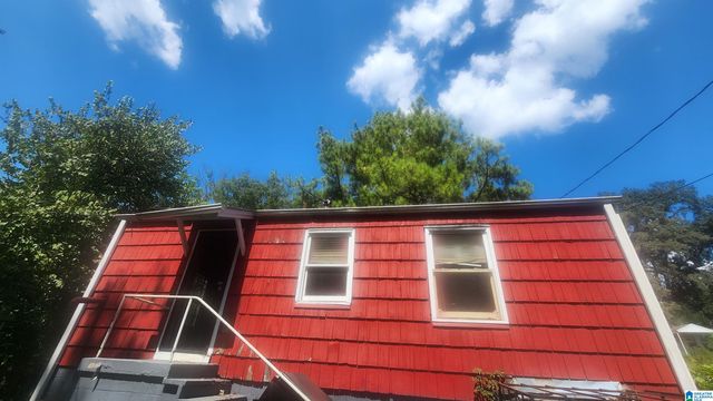 11 WILKES CIRCLE, Midfield, AL 35228