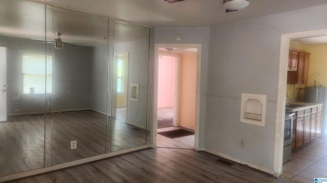 11 WILKES CIRCLE, Midfield, AL 35228
