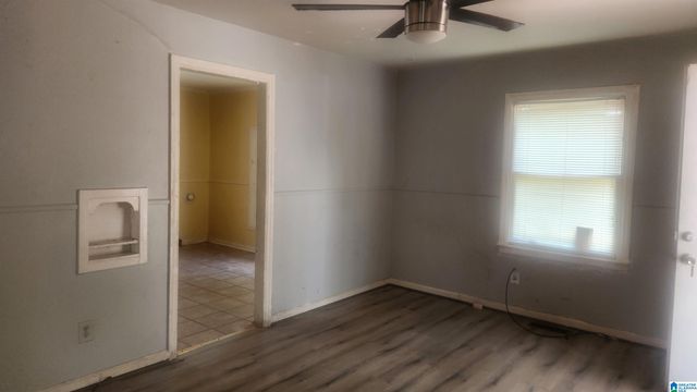 11 WILKES CIRCLE, Midfield, AL 35228