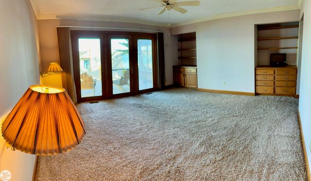 6901 River Road, Cottrellville Twp, MI 48039