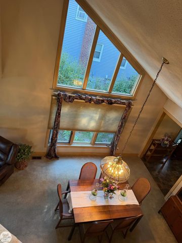 6901 River Road, Cottrellville Twp, MI 48039