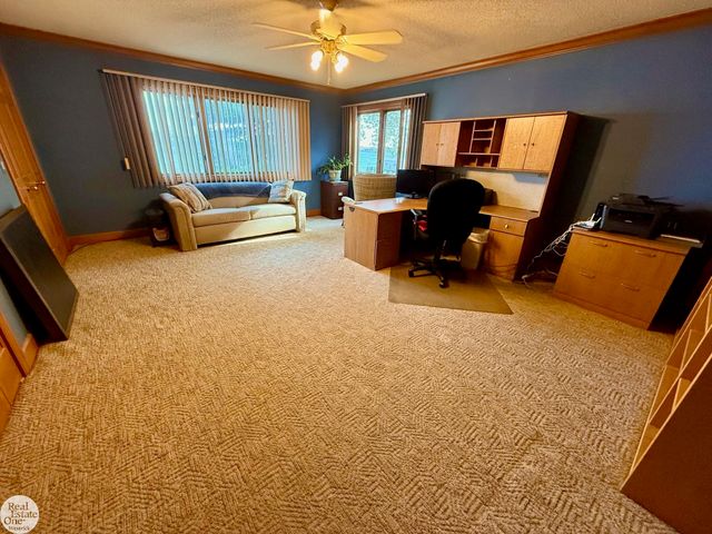 6901 River Road, Cottrellville Twp, MI 48039