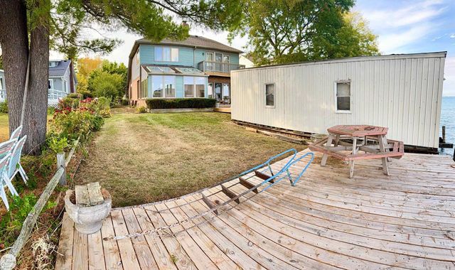 6901 River Road, Cottrellville Twp, MI 48039