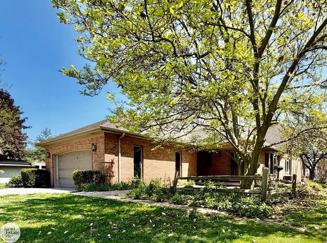 6901 River Road, Cottrellville Twp, MI 48039